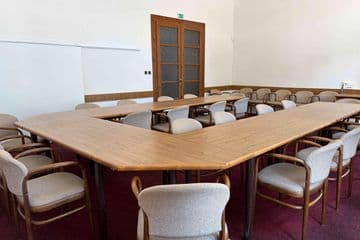 Pronájem kancelářských prostor 114 m² 1NP