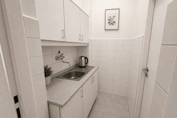 Pronájem kancelářských prostor 170 m² 2NP