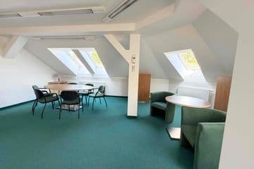 Pronájem kanceláře 24 m² Hlávková