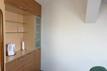 Pronájem kanceláře 24 m² Hlávková