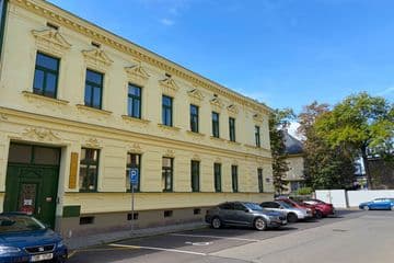 Pronájem kancelářských prostor 50 m² Hlávková