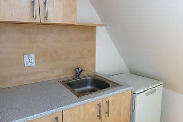 Pronájem kancelářských prostor 50 m² Hlávková